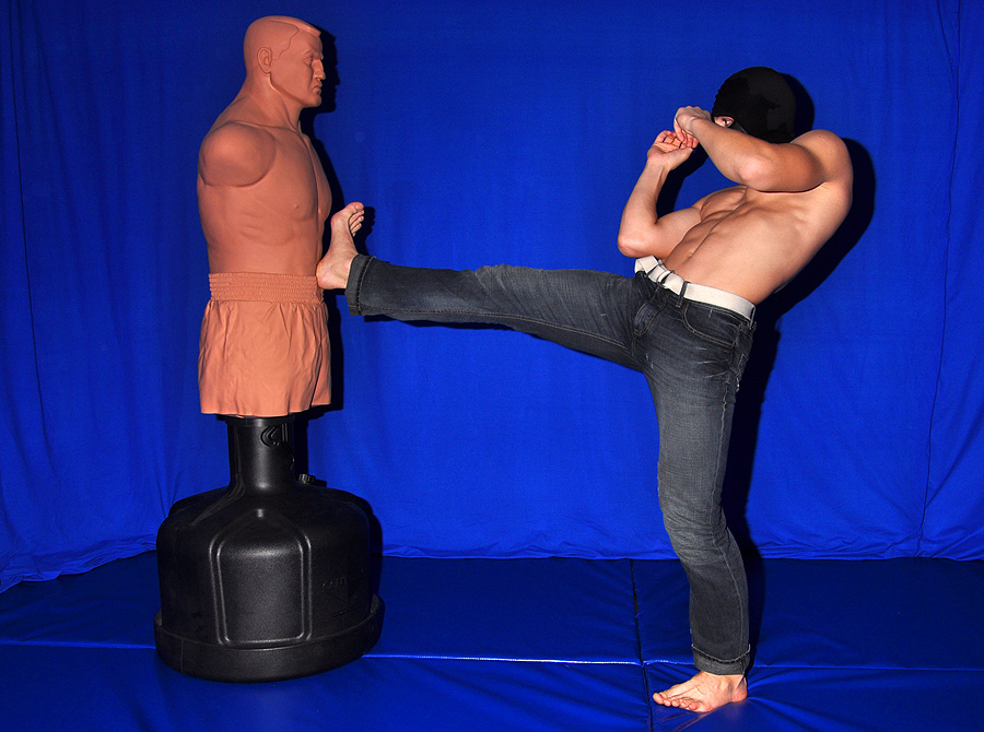 Masked Kicker 5