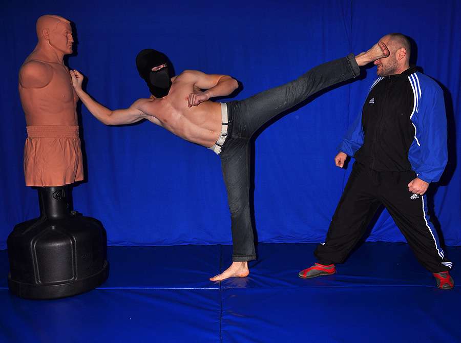Masked Kicker 8